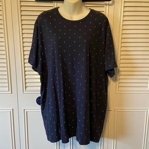 Woman’s Old Navy Shirt